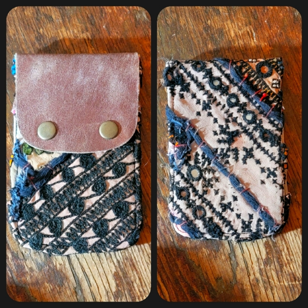 🪬🍄 Free People Boho Embroidered Repurposed vtg banjara hippie Wallet card case